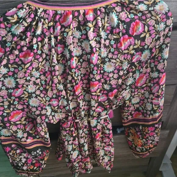 *reseeved For Trade* Nwt Impala Lily Tie Blouse in Night Blossom - Picture 5 of 9